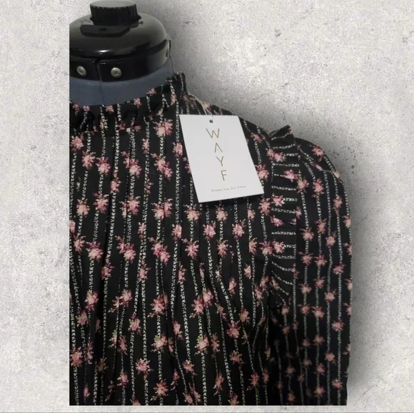 WAYF Women Top High Neck Ruffle Collar Long Sleeve Floral Print Black Size Small - Picture 6 of 7
